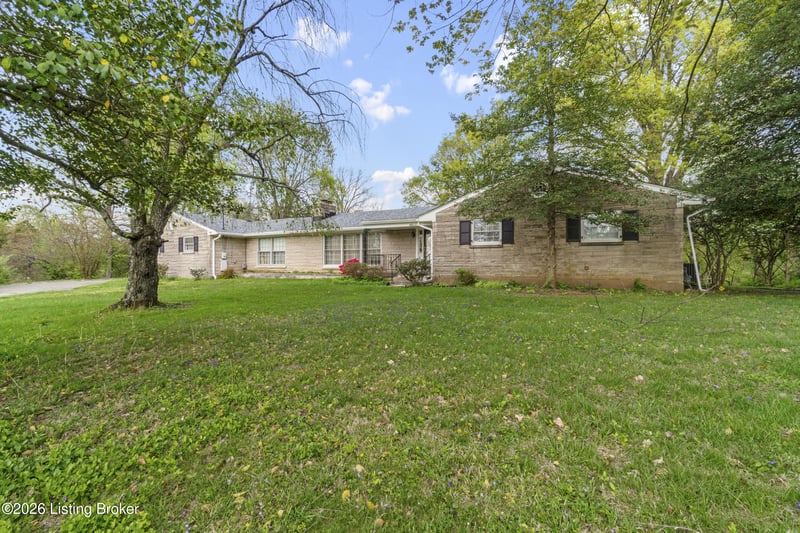 4621 Glen Rose Rd, Louisville, KY 40229