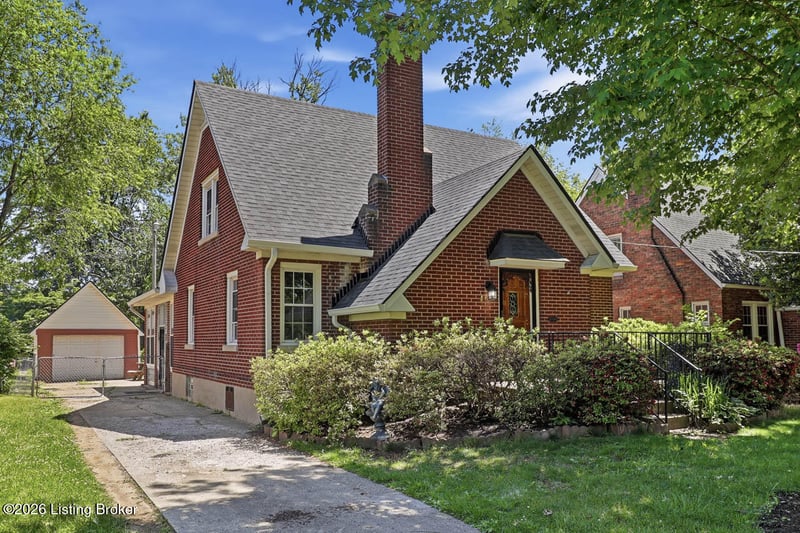 4625 Southcrest Dr, Louisville, KY 40215