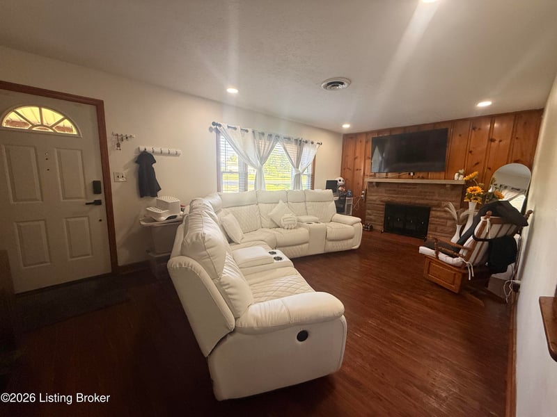 4639 Cane Run Rd, Louisville, KY 40216