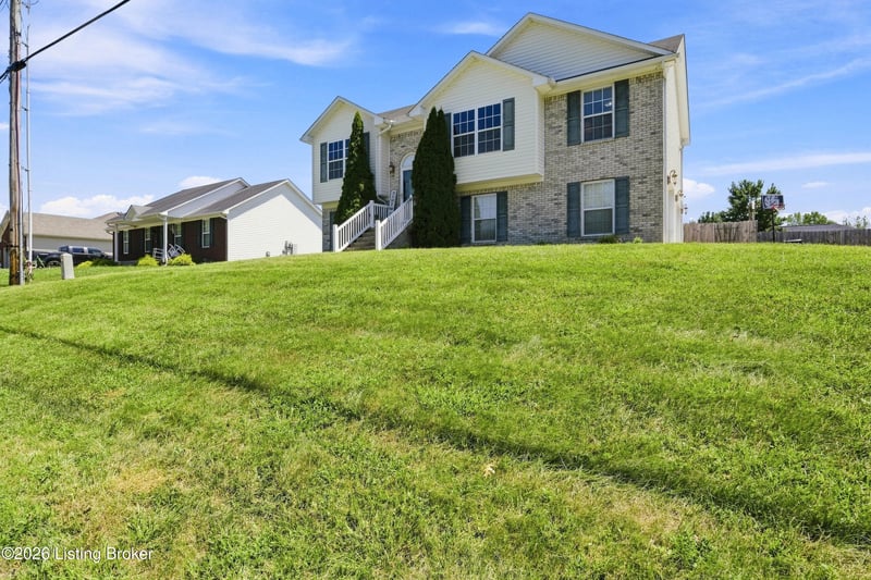 464 Hensley Rd, Shepherdsville, KY 40165