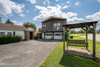 4678 Duffy Rd, Floyds Knobs, IN 47119