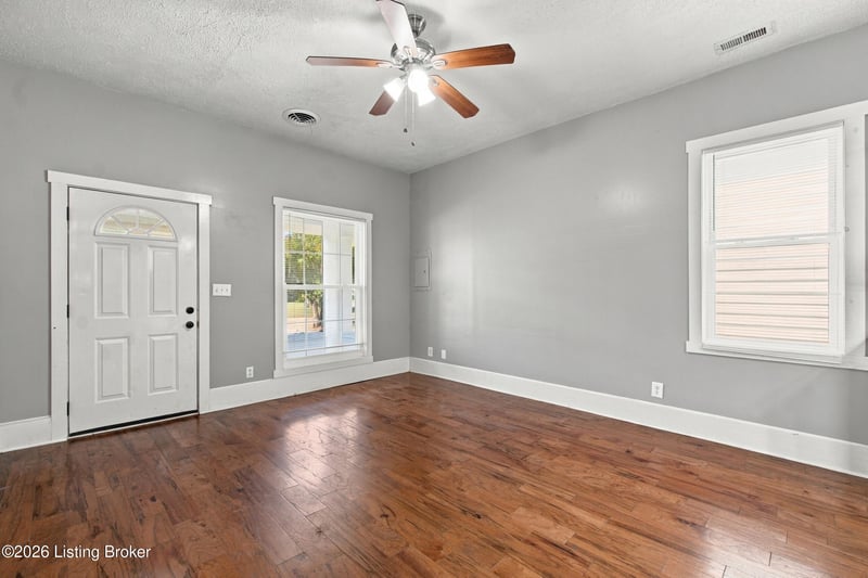 468 E Brandeis Ave, Louisville, KY 40217