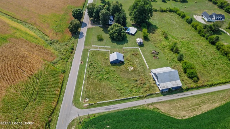 4690 Sonora Rd, Hodgenville, KY 42748