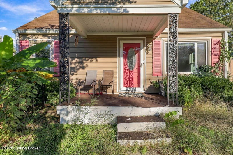 4699 Kiefer Rd, Louisville, KY 40216