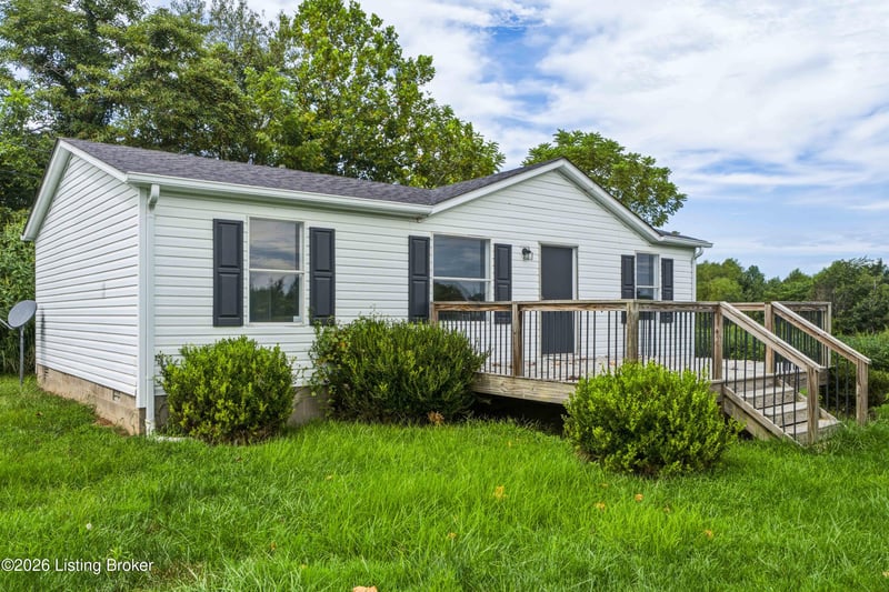 47 Hurt Rd, Webster, KY 40176