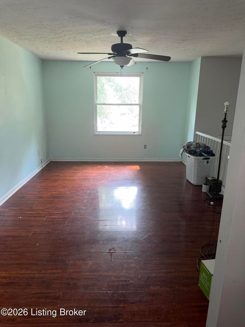 4701 Haney Way, Louisville, KY 40272
