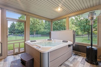 4702 Tall Grass Ct, La Grange, KY 40031