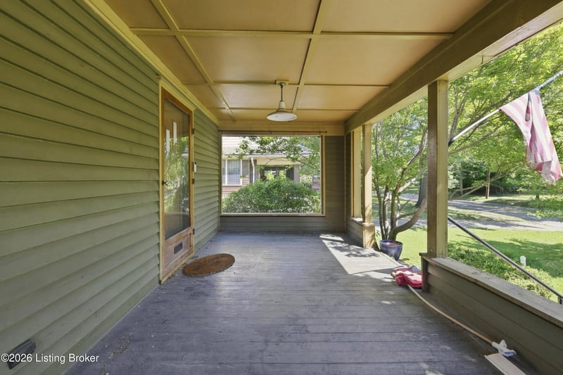 4708 S 2nd St, Louisville, KY 40214
