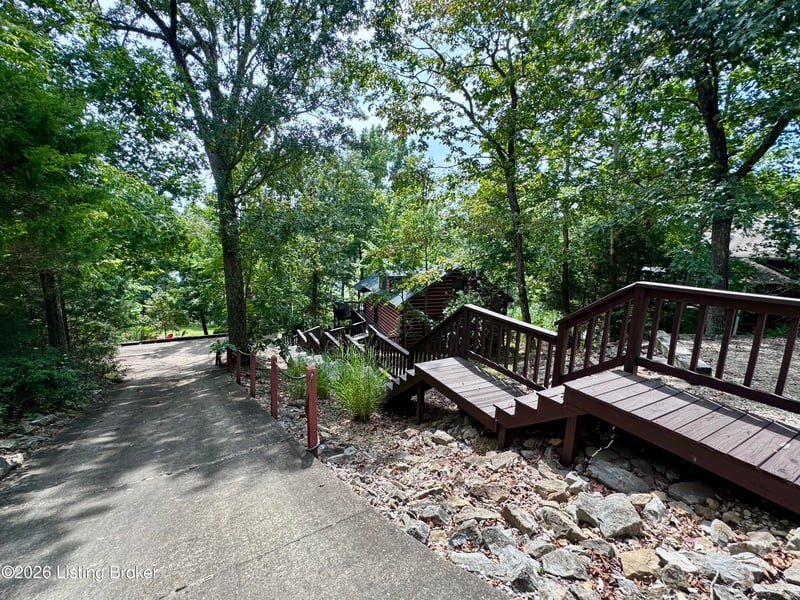 471 Timberlake Ln, Mcdaniels, KY 40152