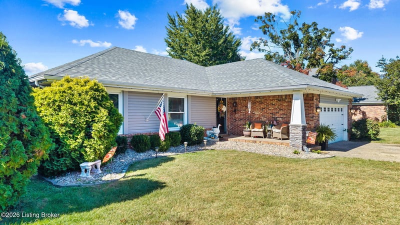 4718 Lowe Rd, Louisville, KY 40220