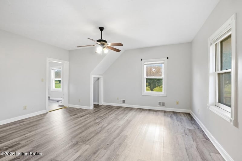 4730 Ky 52, Loretto, KY 40037