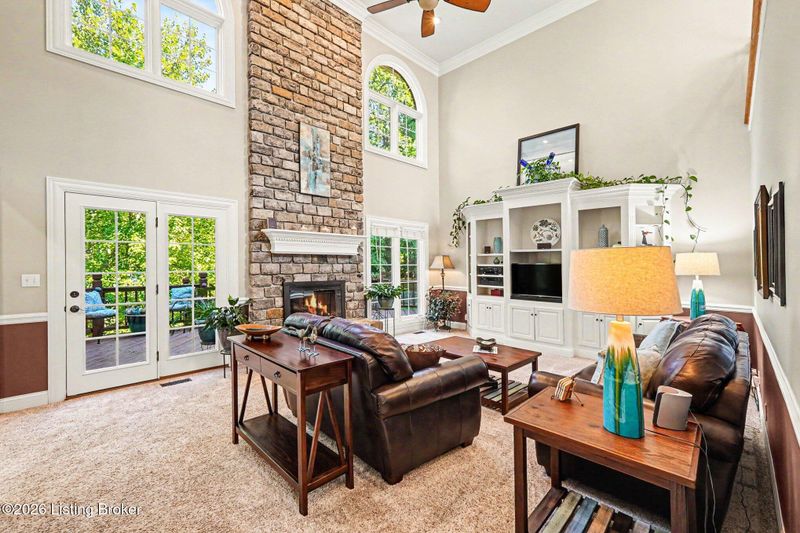 4740 Grand Dell Dr, Crestwood, KY 40014