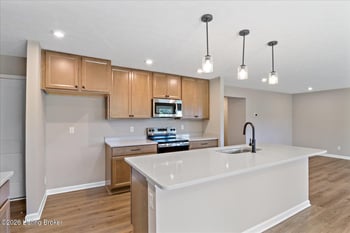 475 Mud Hen Dr, Shepherdsville, KY 40165
