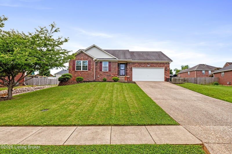 477 Erin Cir, Mt Washington, KY 40047