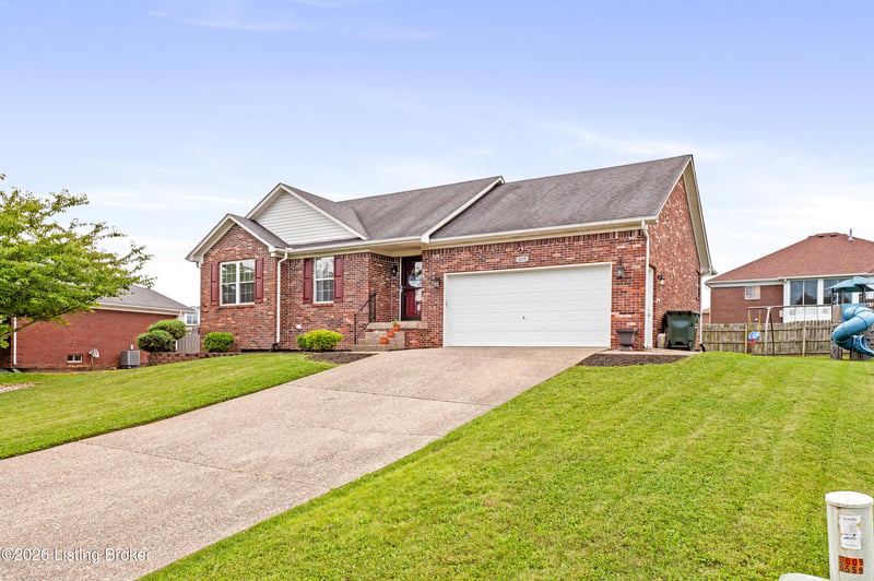 477 Erin Cir, Mt Washington, KY 40047
