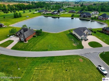 48 Fairway Dr, Lebanon, KY 40033