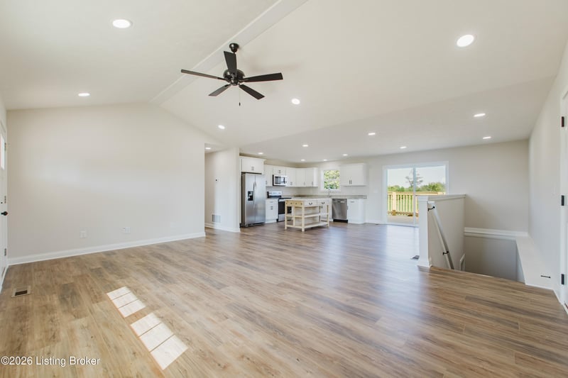 480 Cecil Ave, Cecilia, KY 42724