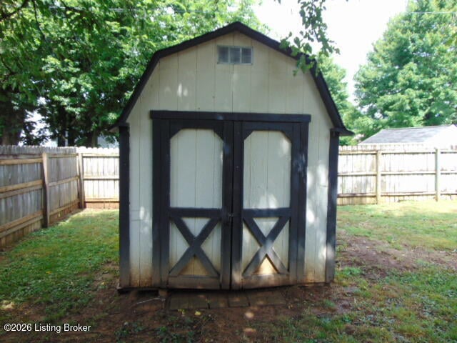 4801 Middlesex Dr, Louisville, KY 40245