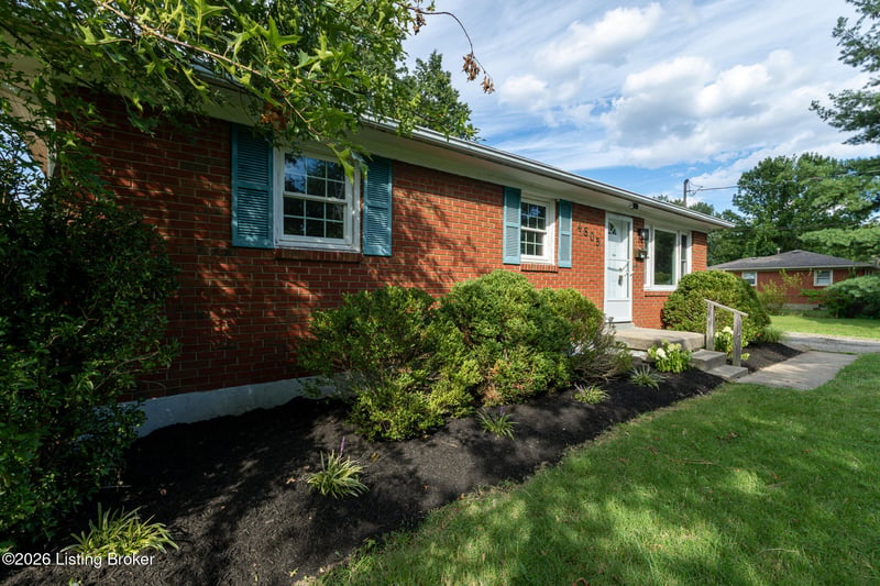 4805 Cofer Ave, Louisville, KY 40258