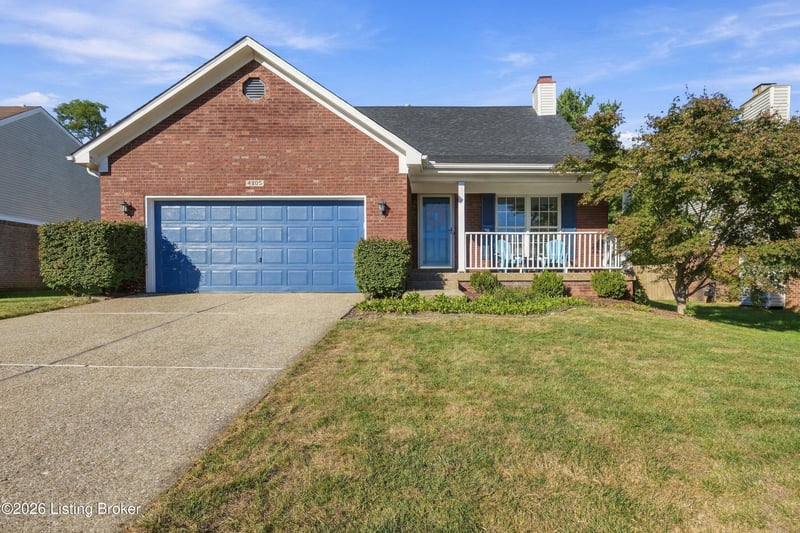4805 Oak Pointe Dr, Louisville, KY 40245
