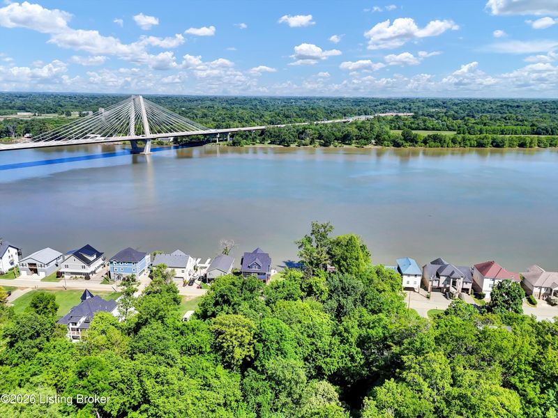 4806 Upper River Rd, Jeffersonville, IN 47130