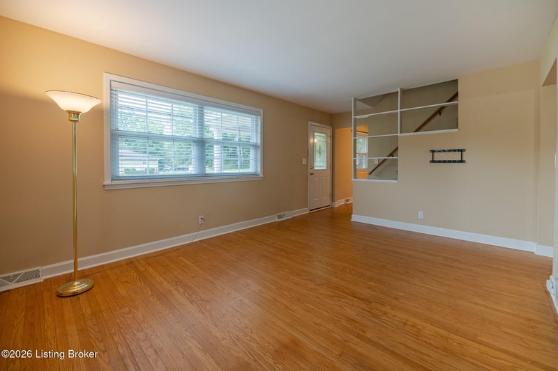 4814 Imperial Ter, Louisville, KY 40216
