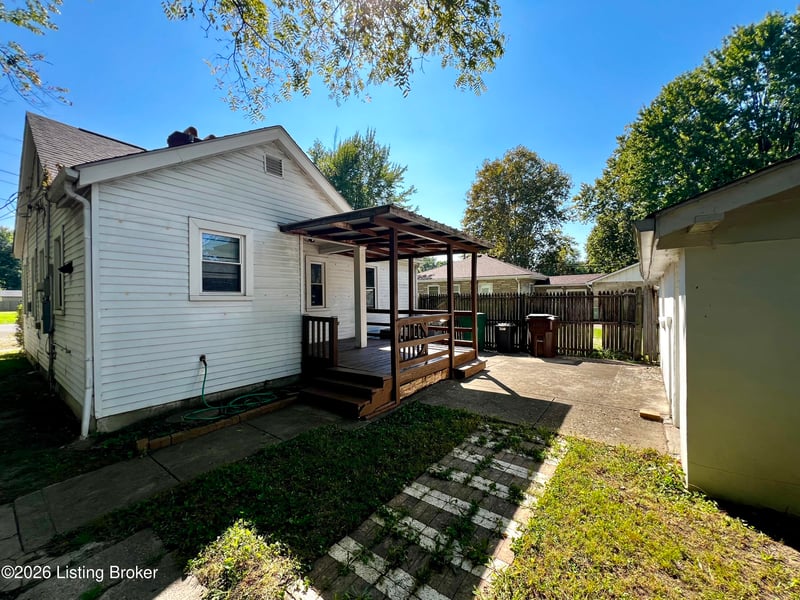 4815 Greenwood Rd, Louisville, KY 40258