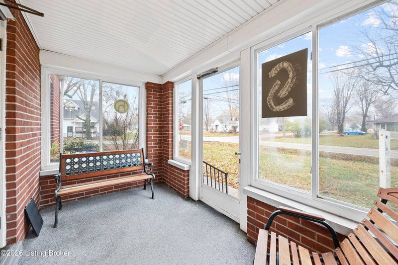 4816 Greenwood Rd, Louisville, KY 40258
