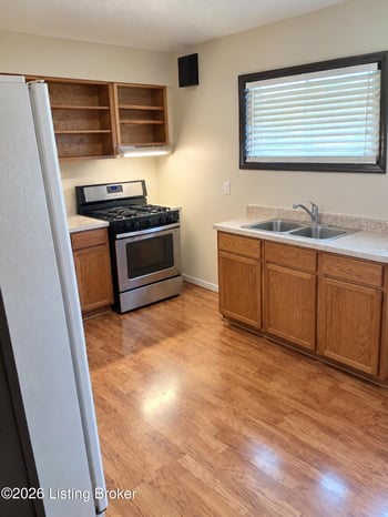 4816 Redwing Way, Louisville, KY 40213