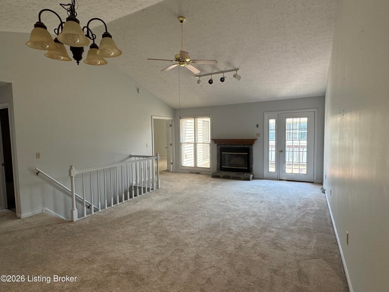 482 Mulberry St #APT C, Leitchfield, KY 42754