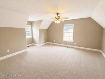 4820 Arroyo Trl, Louisville, KY 40229