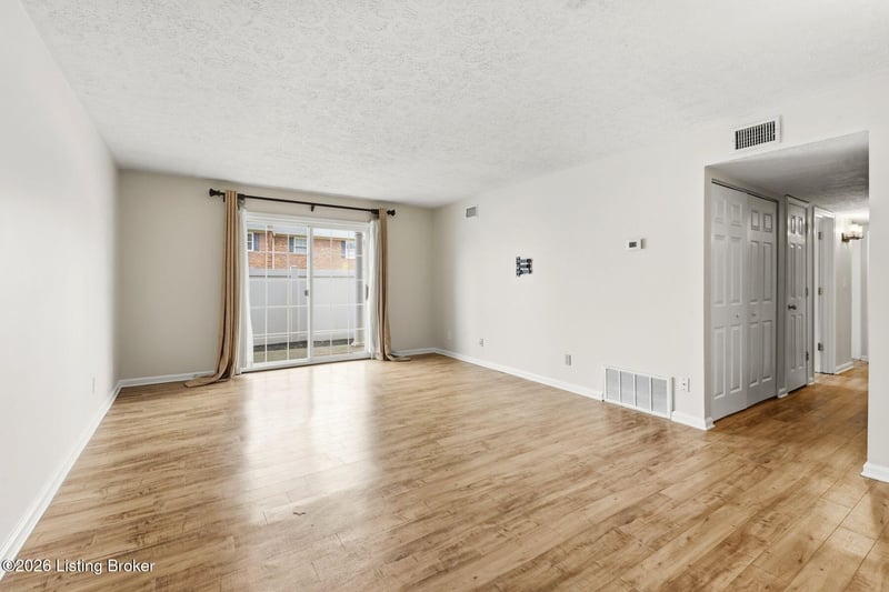 4820 Westmar Ter #APT 1, Louisville, KY 40222