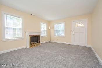 4829 S 4th St, Louisville, KY 40214