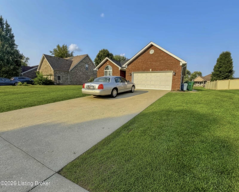 484 New Christman Ln, Shepherdsville, KY 40165