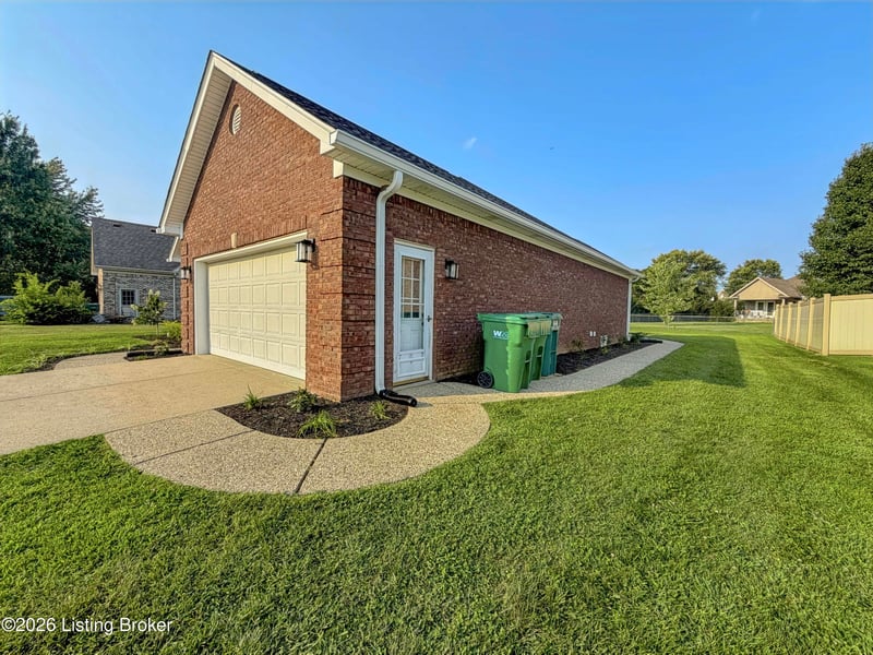 484 New Christman Ln, Shepherdsville, KY 40165