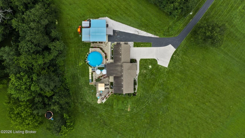 4881 Sportsman Lake Rd, Elizabethtown, KY 42701