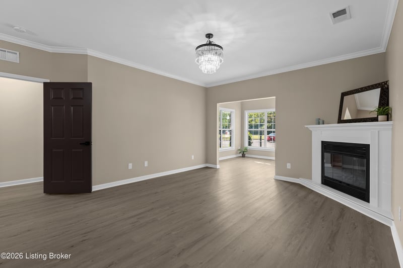 4901 Crossing Spring Way #101, Louisville, KY 40229