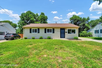 4901 Seville Dr, Louisville, KY 40272