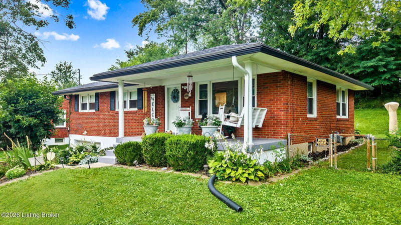 4905 Manslick Rd, Louisville, KY 40216