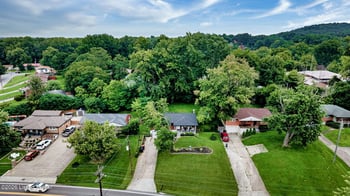 4905 Manslick Rd, Louisville, KY 40216