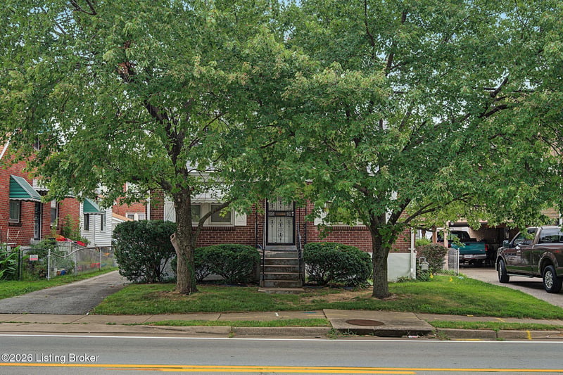 4905 Southside Dr, Louisville, KY 40214