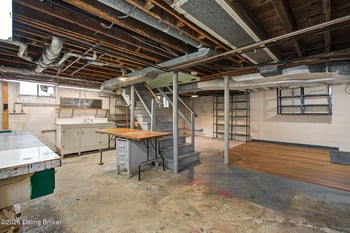 4905 Southside Dr, Louisville, KY 40214