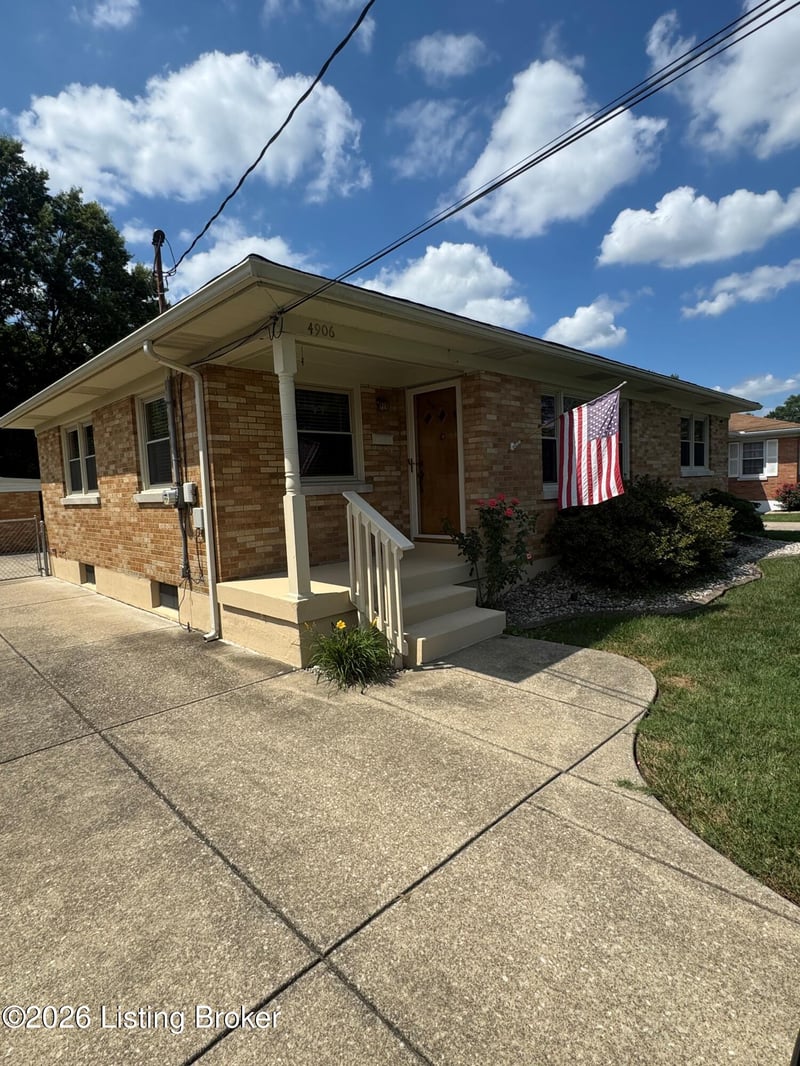 4906 Paramount Dr, Louisville, KY 40258