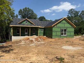 4907 Hardwood Forest Cir, La Grange, KY 40031