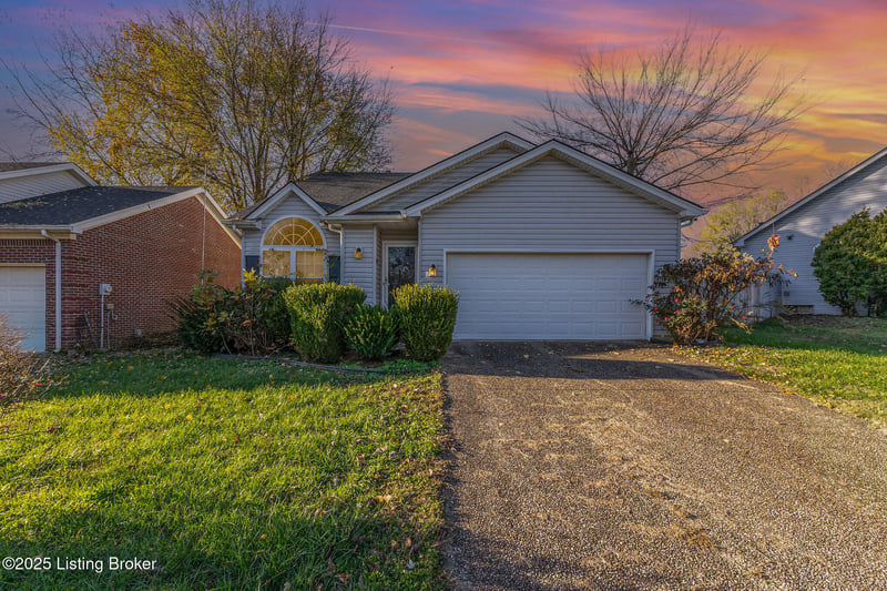 4908 Flushing Way, Louisville, KY 40272