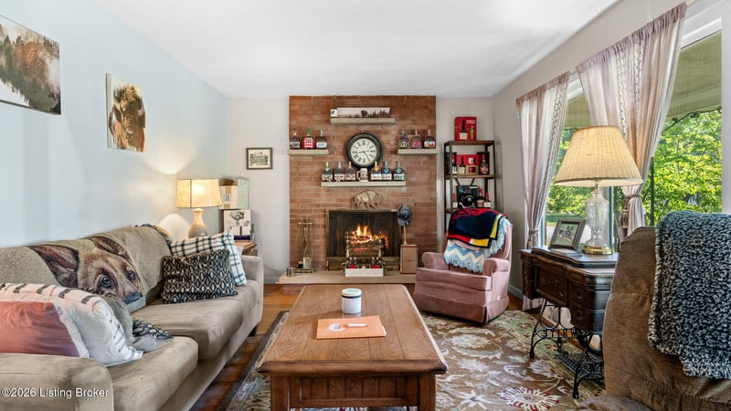 4912 Cedar Brook Ct, Louisville, KY 40219