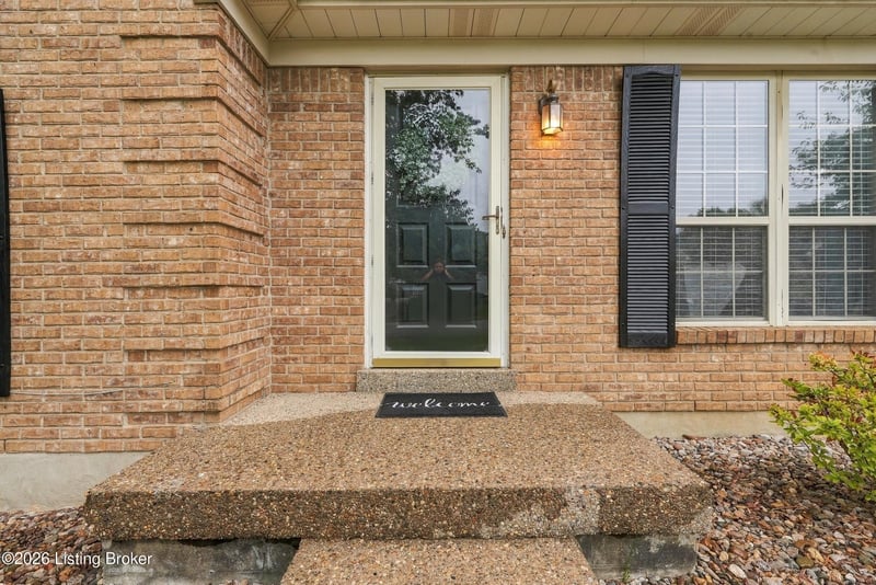 4914 Bova Way, Louisville, KY 40291
