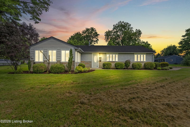 4920 Ana Ter, Louisville, KY 40272