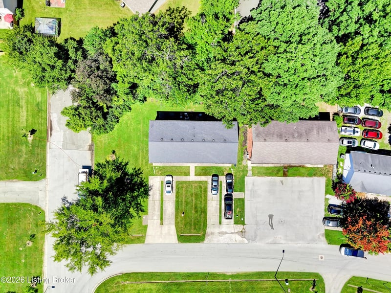 4920 Cawood Dr, Louisville, KY 40218