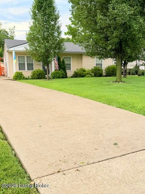 4925 Raven Rd, Lynnview, KY 40213